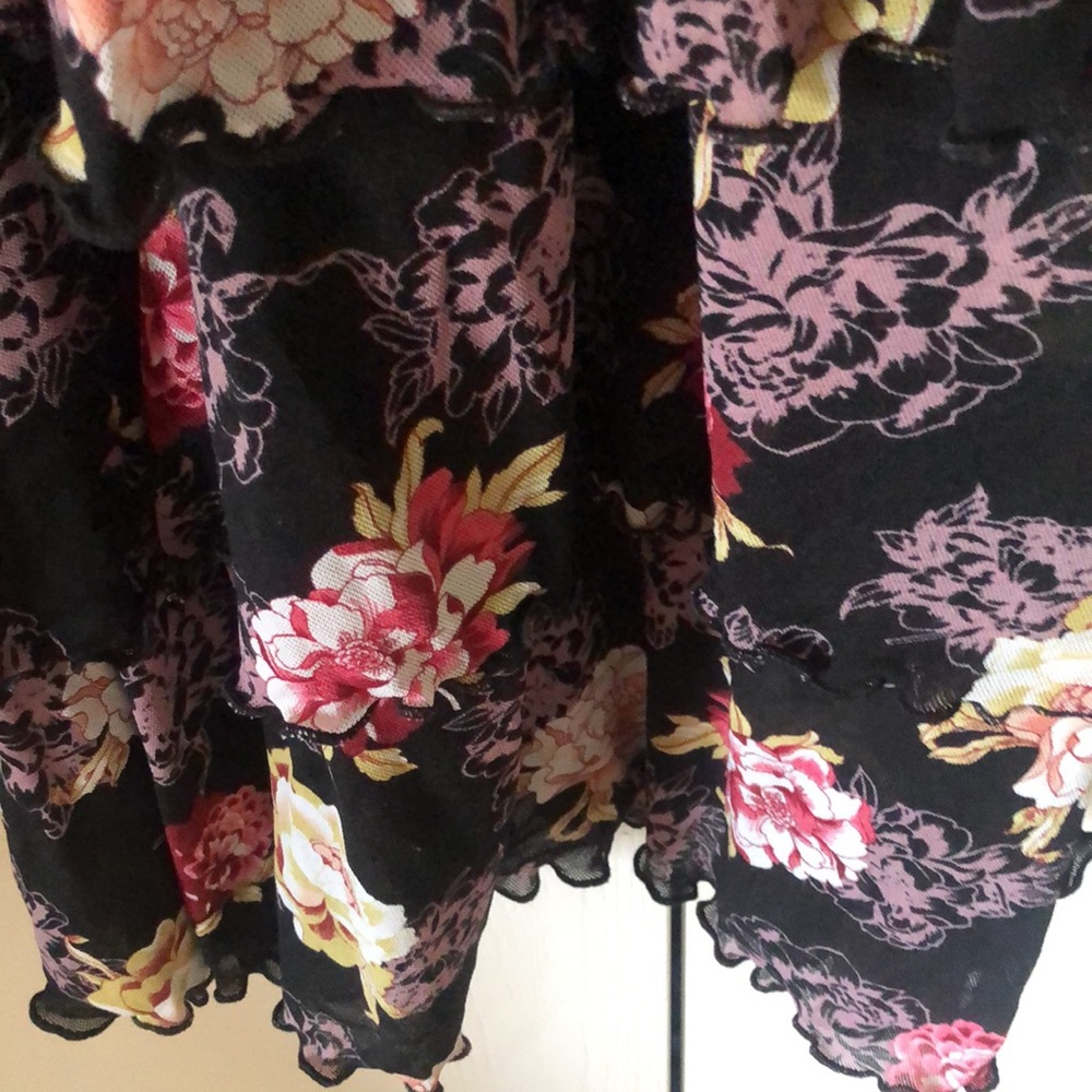 Woman’s spring Easter Newport News floral Y2k Spaghetti strap stretchy dress - Picture 9 of 15